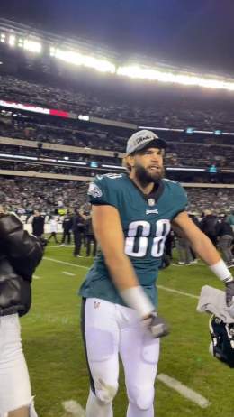 .@goedert33 is all of Philly right now.   #SFvsPHI | #FlyEaglesFly
