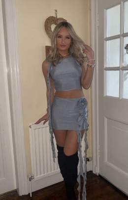 Eilidh loves a slutty outfit which exposes her nipple bar
