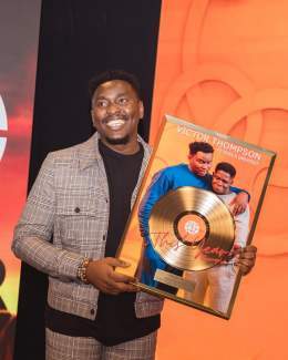 Certified Gold in France \ud83d\udcc0Congratulations! @victorthompson_ @ehis_d_greatest @samduke_official @hennythompson_ @nweworldwide \ud83d\udc4f\ud83c\udffe\ud83d\udc4f\ud83c\udffe\ud83d\udc4f\ud83c\udffe\ud83d\udc4f\ud83c\udffe