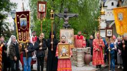 ПРЕСТОЛЬНЫЙ ПРАЗДНИК В день Перенесения мощей святителя и чудотворца Николая из Мир Ликийских в Бар (1087) наша обитель отметила престольный праздник. Всенощное бдение и Божественная литургия 21&ndash;22 мая 2022 года.    #сем #праздник #Николай_Чудо