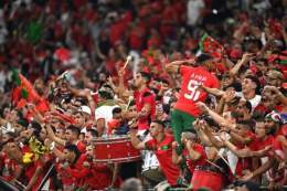 Uma sele&ccedil;&atilde;o africana t&aacute; na semifinal de uma Copa do Mundo.  Primeira vez na hist&oacute;ria do futebol!  Foram 92 anos de Copa sem isso acontecer.  Depois de bater Espanha e Portugal, Marrocos fez hist&oacute;ria.  Pelo menos uma