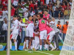 Wydad draws the first blood. Makes it 1-0 (2-2 on aggregate) against Al Ahly. #CAFCLFinal #DestinationMorocco2025