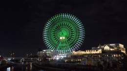 横浜を象徴する #コスモクロック21 と #マリンタワー が #マリノス優勝 を記念して期間限定でトリコロールに  点灯期間 本日は、24時まで！以降は、 11/6〜11/8 16:00〜22:00 11/6〜11/8 日没〜24:00  お見逃しなく〜！  ※動画は実はこっそりテストしてましたの図  #fmarinos