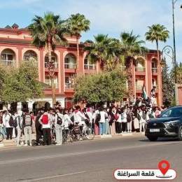 تلاميذ يُنَظِّمُون وقفات ومسيرات احتجاجية بعدة مدن مغربية تضامنا مع إخواننا في فلســ..ـطــ..ـيــ..ـن
