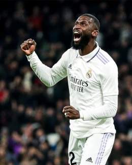 &iexcl;FELIZ CUMPLEA&Ntilde;OS!   @ToniRuediger