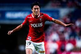 #岩尾憲 選手 完全移籍加入  このたび、徳島ヴォルティスより期限付き移籍中の岩尾 憲選手(34歳)が、完全移籍で加入することで合意いたしましたので、お知らせいたします。  岩尾選手コメント   #urawareds #浦和レッズ #WeareREDS