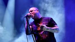 FINALLY! Pantera have announced their first U.S. shows in 22 years &mdash; opening for Metallica!