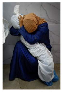 World Press Photo of The Year. Suggested title. &lsquo;Hamas terrorist???&rsquo; #WorldPressPhoto2024 #Gaza_War #Israel #HumanRightsViolations