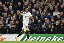 Rodrygo:   "I thought of celebrating it by sliding on my knees but I have a little inflammation; then my idol came to mind, @Cristiano , and I thought of celebrating it like this"   "I have something special with the Champions League"