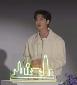 joon likes the word hectic :)