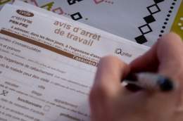 [Appel &agrave; t&eacute;moignages] Le nombre d'arr&ecirc;ts de travail explose, et ce n'est pas du go&ucirc;t du gouvernement, qui veut renforcer le contr&ocirc;le des m&eacute;decins qui les prescrivent.  Et vous, avez-vous &eacute;t&eacute; en arr