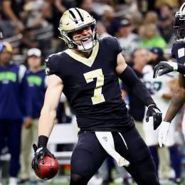 Taysom Hill so far today:   2 rushing TDs  1 passing TD  1 fumble recovery  51 rushing YDs  25 kickoff return YDs  22 passing YDs