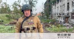 【ウクライナ軍に取り、バフムト含むドンバス地方で反攻強化するチャンスでもある&rarr;武装蜂起宣言のワグネル、すでにロシア南部に進軍か】 露南部のロストフ州の露軍司令部がワグネルの手中に落ちたら、ドンバスへの兵站はズタズタになる可能性。チャンスだ。