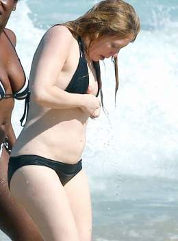 Natasha Lyonne Nude Photos, Scenes and Porn - Scandal Planet