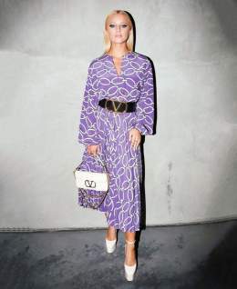 Julia Schlaepfer Nude and Hot Pics and Scenes - Scandal Planet