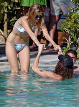 Mischa Barton Nude Photos and LEAKED Porn - Scandal Planet