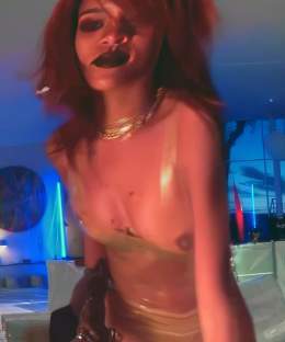 Rihanna Naked Leaks and PORN Sex Tape [2023 NEWS] - Scandal Planet