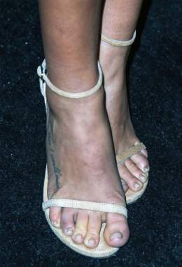 Serinda Swan Nude Pictures and Porn Video - Scandal Planet
