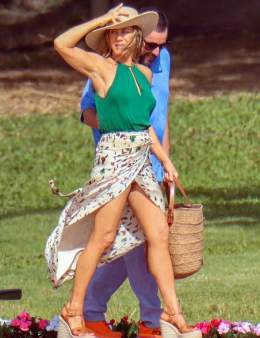 Jennifer Aniston Nude Pics, Porn and Sex Scenes [2024] - Scandal Planet