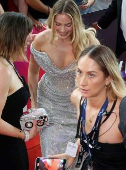 Margot Robbie Nude LEAKED Pics and PORN VIDEO