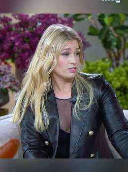 Beth Behrs Nude and Hot Pics and Sex Tape 2024 - Scandal Planet