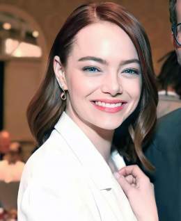 Emma Stone Nude Pics and Sex Tape Porn 2024 - Scandal Planet