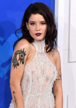 Halsey Nude LEAKED Pics, Porn Video &amp; Sexy Photos - Scandal Planet