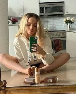 Dove Cameron Nude LEAKED Snapchat Pics & Sex Tape