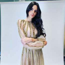 \ud83d\udcf8 Backstage, in Valentino I&rsquo;m almost sweet ????