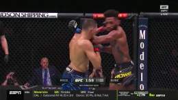 The crowd in Orlando was INSANE! No more apex fights!!!!!!! What a KO for Rowe! #UFCOrlando