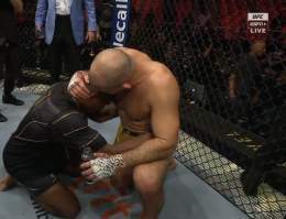 The respect Jamahal Hill showed to Glover tonight was top class.   What a great champion we have at 205  #UFC283