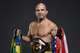 Glover Teixeira has RETIRED from the UFC after his title defeat #UFC283