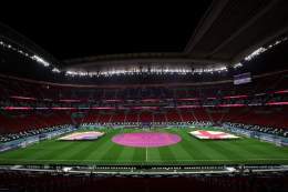 England  USA   7pm GMT   Al Bayt Stadium    @Dan_KP and @NizaarKinsella   Team news to come as England look to make it two wins from two at the World Cup!  LIVE:   #FIFAWorldCup | #Qatar2022 | #ENG #USA