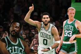 Most 50-win seasons in NBA history:  1. Celtics &ndash; 35 2. Lakers &ndash; 33 3. Spurs &ndash; 27 4. Suns &ndash; 21 5. 76ers &ndash; 19