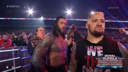 &ldquo;F*CK YOU ROMAN&rdquo; Chants. This man has nuclear heat! #RoyalRumble