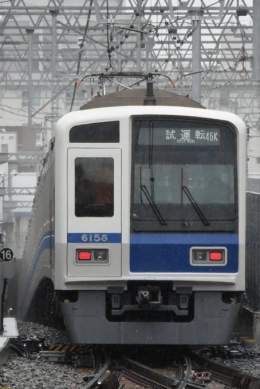 今日の6158F入線をもって東急新横浜線に五直の10両が全て乗り入れたことに あと3102Fは紙でした