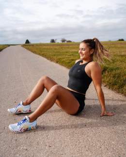 If you feel like giving up, look back at how far you've come ????\ud83c\udffcDieses Motto gilt auch beim Sport, vor allem beim Laufen! Euer Training und der Erfolg geht nicht steil nach oben, sondern ist ein Weg mit Ups und Downs \ud83c\udfc3\ud8