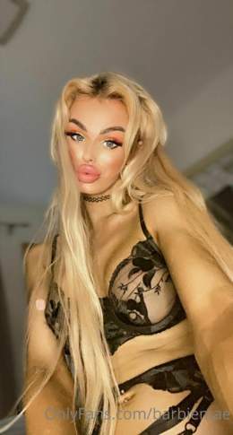 [OnlyFans] Barbie Mae