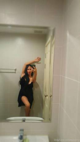 [OnlyFans] tscherry
