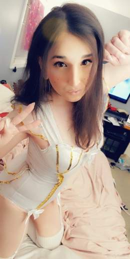 [OnlyFans] emilyroseiv