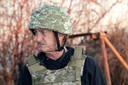 Зірка Голлівуду Шон Пенн знімає документальний фільм про війну в Україні  #новини #ТСН
