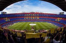 Испания, матч Барселона-Реал Сосьедад вчера стал последним для Интесты в сине-гранатовой футболке / Spain, Barcelona-Real Sociedad yesterday