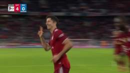 Robert Lewandowski is just unstoppable    Hat Trick vs Hertha Berlin   #FCBBSC   @ESPNFC