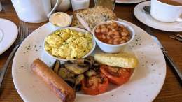 Plenty #Vegan breakfast options at #AmblesideManor hotel in #LakeDistrict in a gorgeous dining room to start the day #Itseasy2bvegan #Veganfood