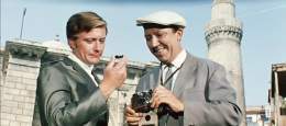 28 Апреля 1968г- На экраны вышла комедия Леонида Гайдая &laquo;Бриллиантовая рука&raquo;, в котором играли Юрий Никулин, Анатолий Папанов, Андрей Миронов, Нонна Мордюкова, Нина Гребешкова, Светлана Светличная