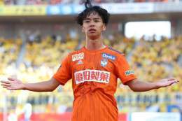 #Jリーグ  「アンタ凄すぎるよ&hellip;」「なんで代表選ばれない」ATに２発で大逆転！ 新潟MF #伊藤涼太郎 のハット達成にファン驚愕