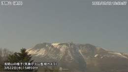 ＜浅間山で活動が活発に＞ 群馬&mdash;長野県境にある浅間山で、傾斜変動や火山性地震の増加がみられ、火山活動が高まっている可能性があります。気象庁は臨時の火山の状況に関する解説情報を発表し、今後の浅間山の火山活動の推移に注意するよう呼びかけています。