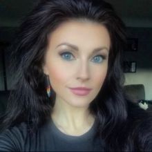 adrienne.le1gh