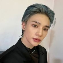 hyunawst