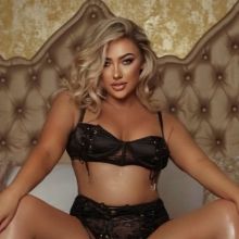 ninawoolleyx